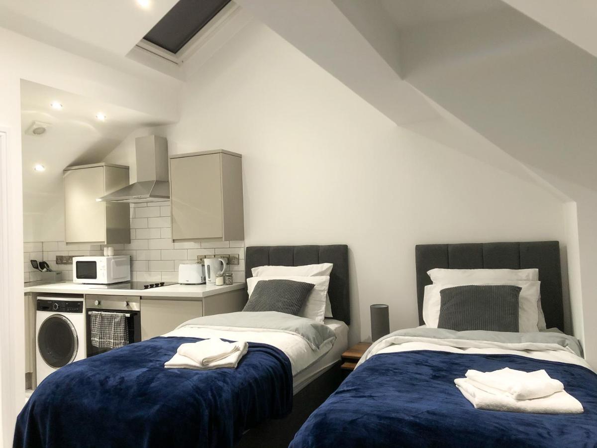 10Min To City - Free Parking - Private Studio - Contractor Friendly Manchester Eksteriør bilde